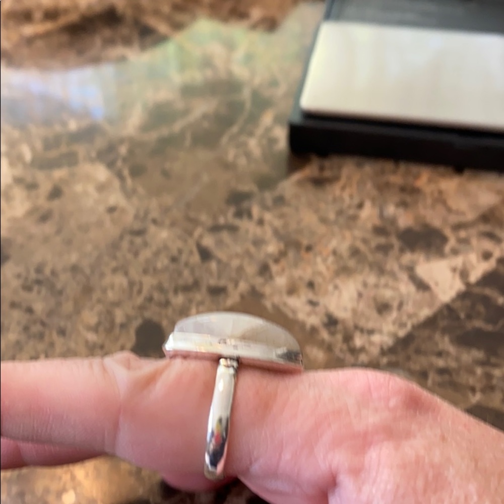 Sterling silver moonstone ring - Picture 2 of 9